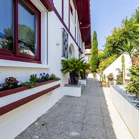 Villa Sierra Keyweek With Pool And Amazing Views In