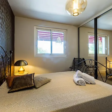 Villa Sierra Keyweek With Pool And Amazing Views In